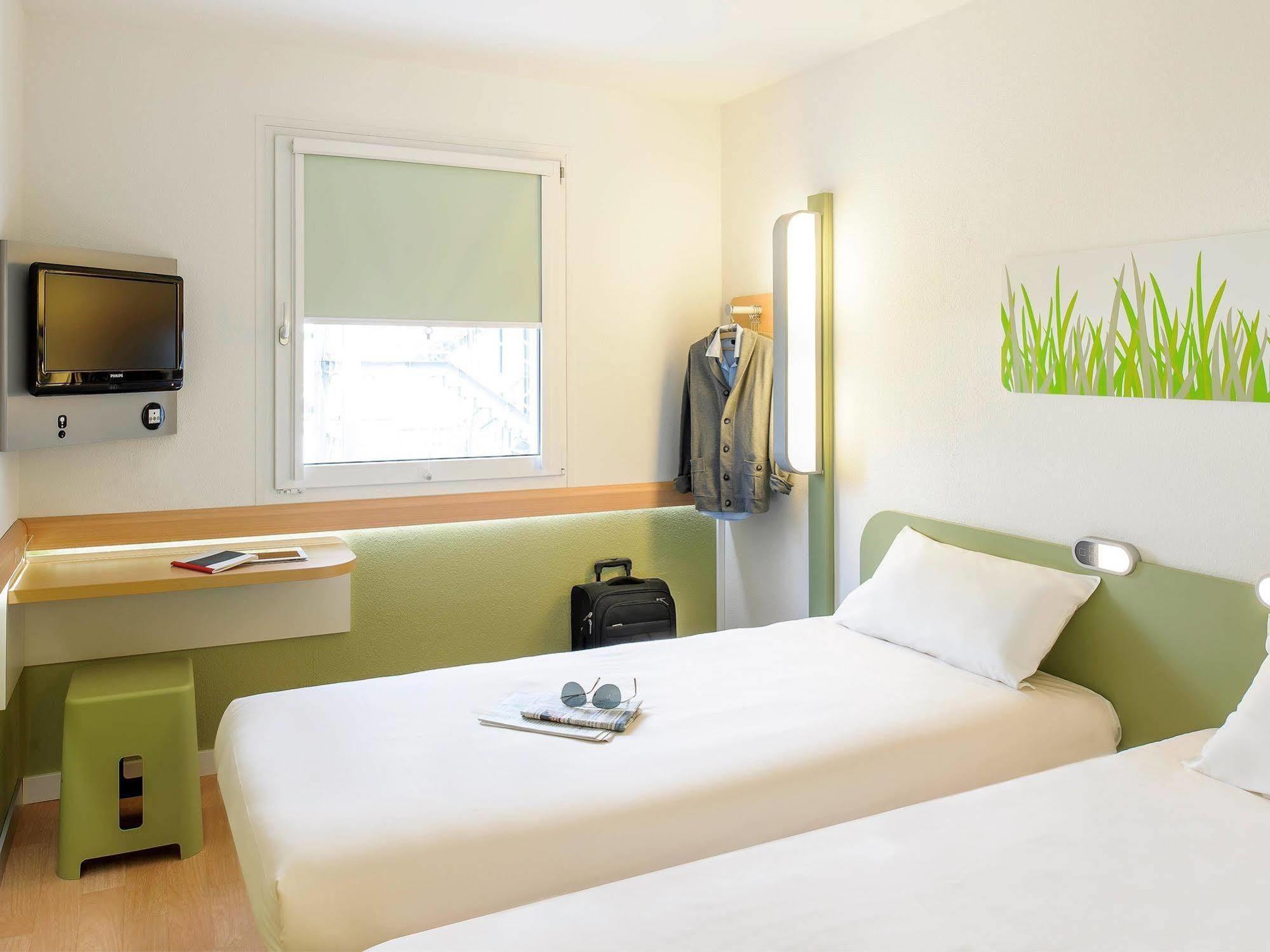 Ibis Budget Argenteuil Bords De Seine Zewnętrze zdjęcie