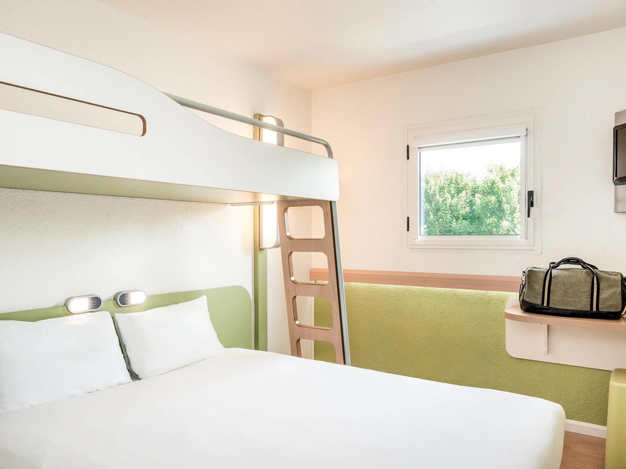 Ibis Budget Argenteuil Bords De Seine Zewnętrze zdjęcie