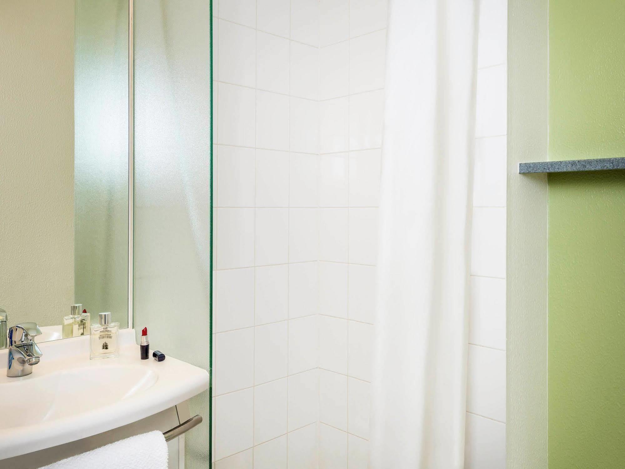 Ibis Budget Argenteuil Bords De Seine Zewnętrze zdjęcie